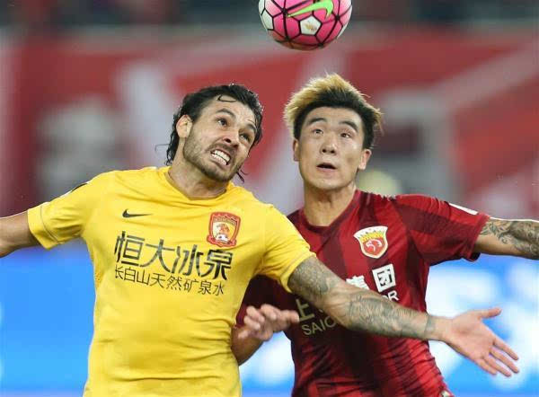 重庆当代力帆逼平天津泰达，争夺欧战资格