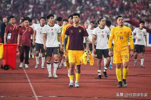 鹿岛鹿角主场优势明显，球迷期待逆转奇迹