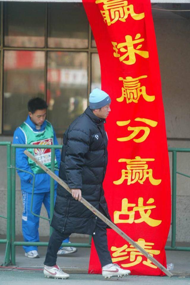 鹿岛鹿角主场优势明显，球迷期待逆转奇迹