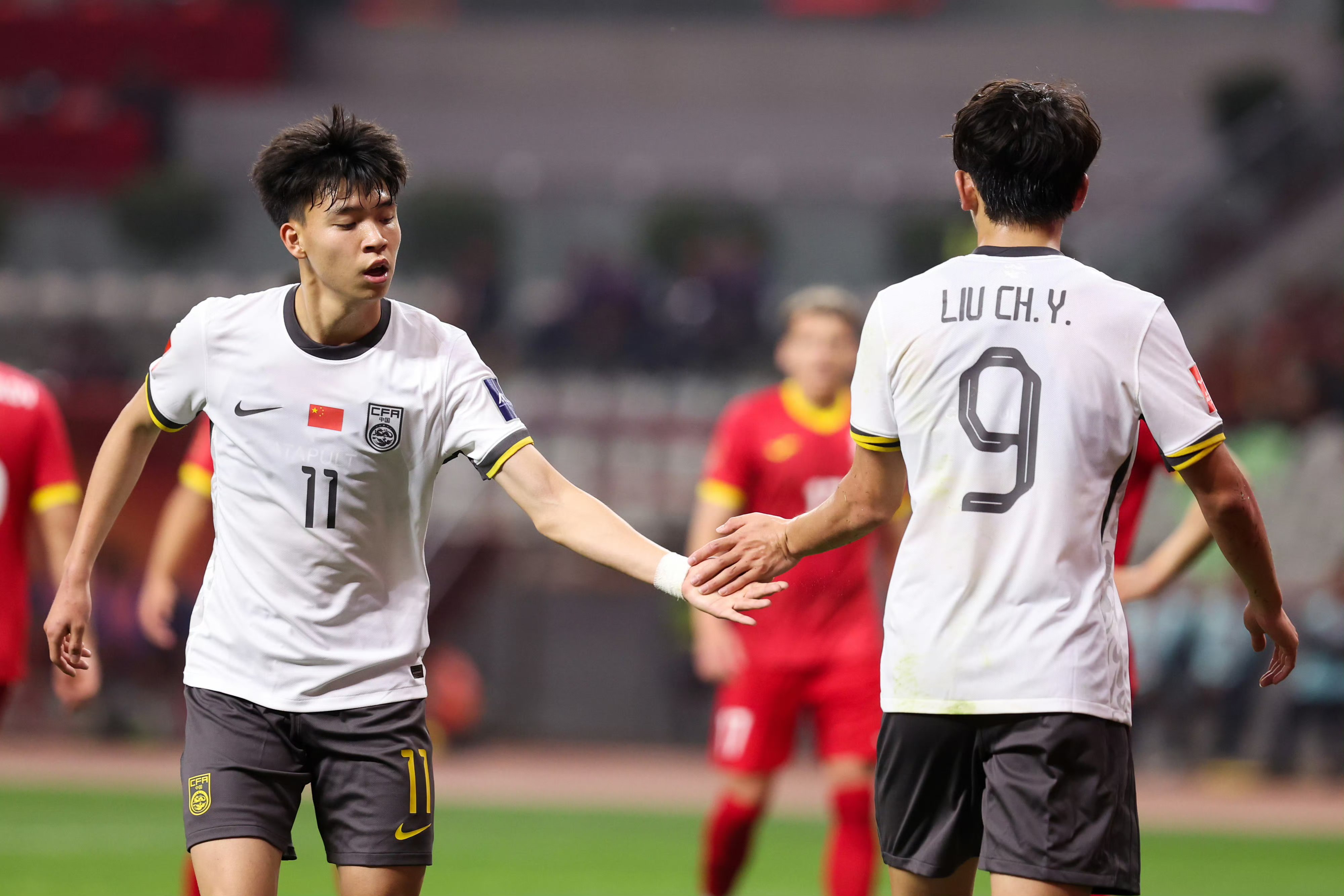 亚足联票选世预赛未来之星11人候选：王钰栋入选！胡桑