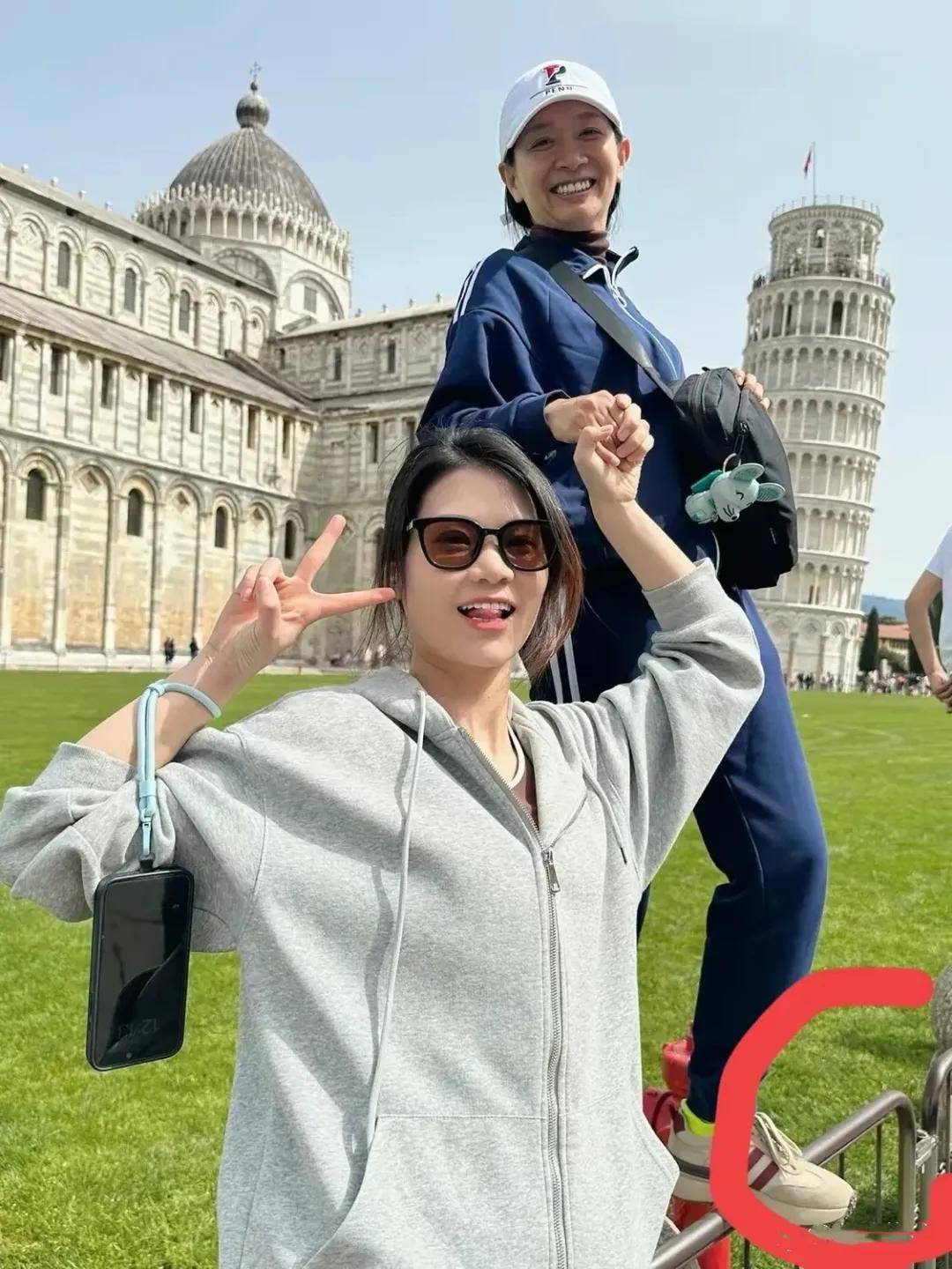 喜笑颜开！内史密斯晒出自己在日本旅游的游客照的简单介绍