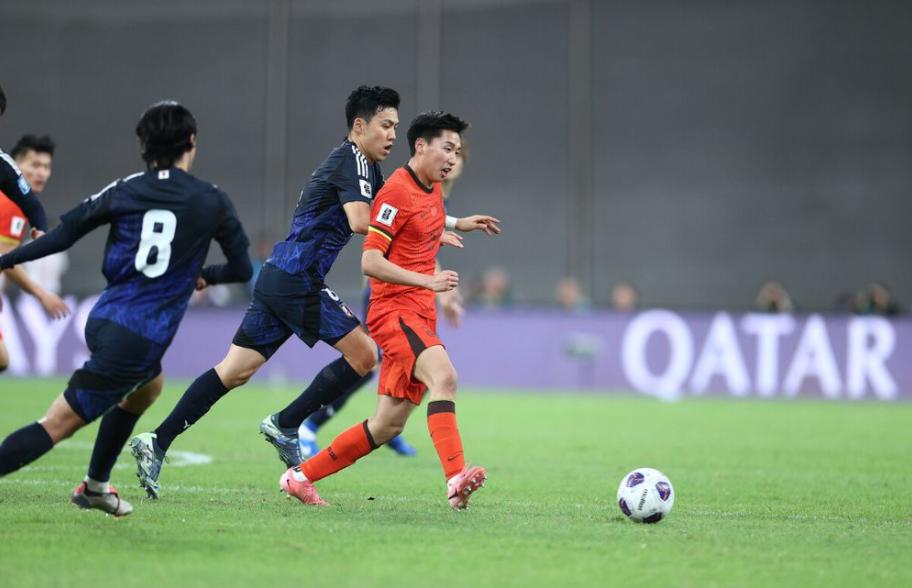 一场2-1绝杀，让中国队争冠起死回生，还送亚洲冠军2连败垫底出局的简单介绍